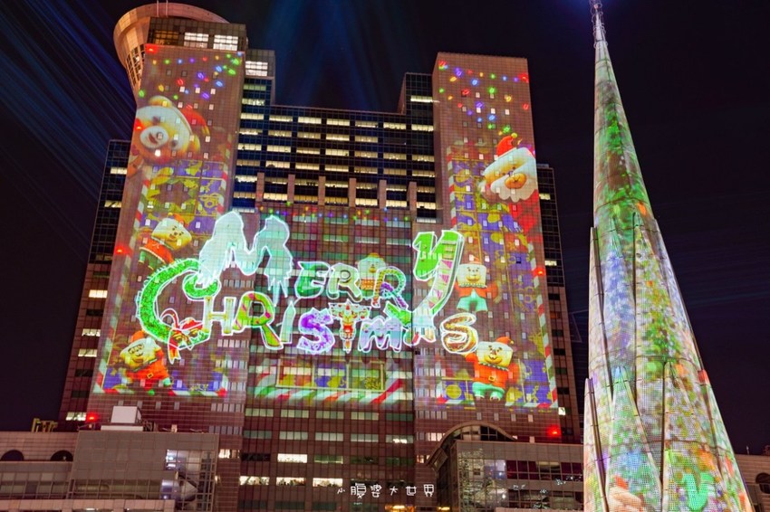 超級美的耶誕城～小朋友最愛的兒童小火車、變色迷宮、耶誕溜滑梯、卡納赫拉星星廊道、馬卡龍愛心塗鴉、五條光廊任你拍！