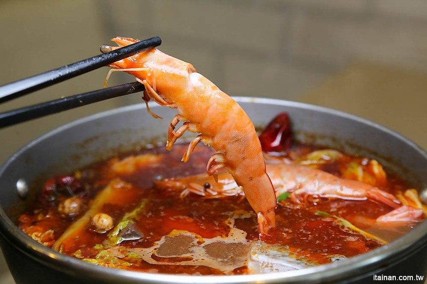 台南火鍋｜森鑶鍋物~南科聚餐新選擇!很超值的超彭湃火鍋!高CP值、單點共鍋、套餐個人鍋都可以! - 台南好Food遊