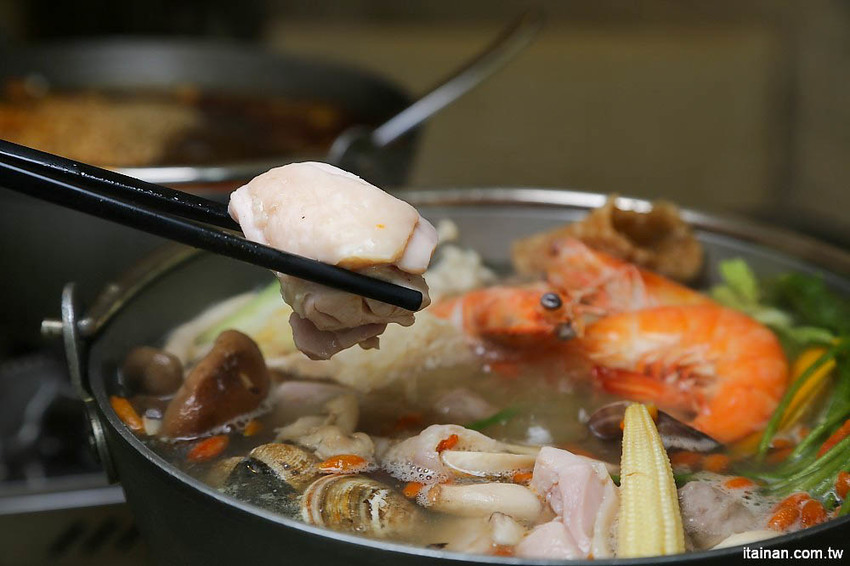 台南火鍋｜森鑶鍋物~南科聚餐新選擇!很超值的超彭湃火鍋!高CP值、單點共鍋、套餐個人鍋都可以! - 台南好Food遊