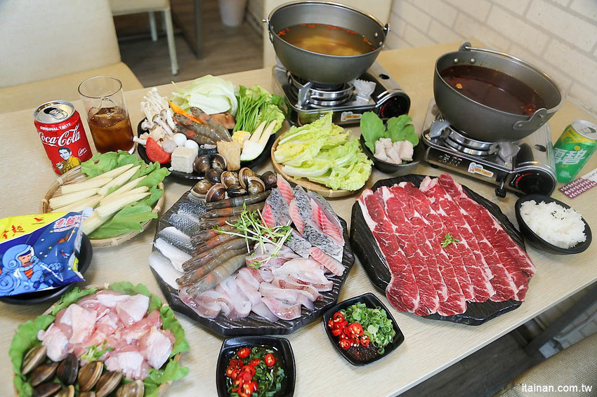 台南火鍋｜森鑶鍋物~南科聚餐新選擇!很超值的超彭湃火鍋!高CP值、單點共鍋、套餐個人鍋都可以! - 台南好Food遊