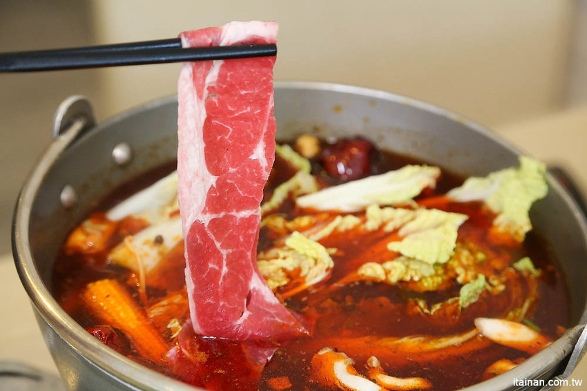 台南火鍋｜森鑶鍋物~南科聚餐新選擇!很超值的超彭湃火鍋!高CP值、單點共鍋、套餐個人鍋都可以! - 台南好Food遊