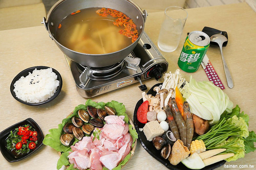 台南火鍋｜森鑶鍋物~南科聚餐新選擇!很超值的超彭湃火鍋!高CP值、單點共鍋、套餐個人鍋都可以! - 台南好Food遊