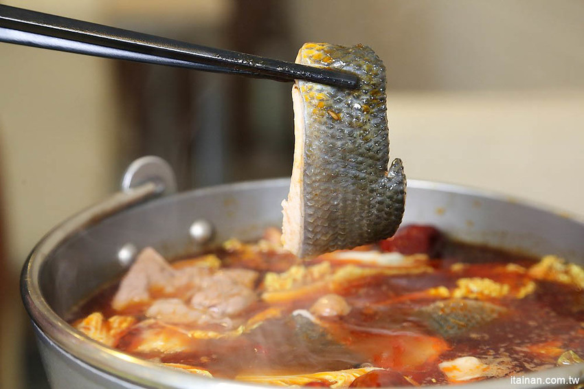 台南火鍋｜森鑶鍋物~南科聚餐新選擇!很超值的超彭湃火鍋!高CP值、單點共鍋、套餐個人鍋都可以! - 台南好Food遊