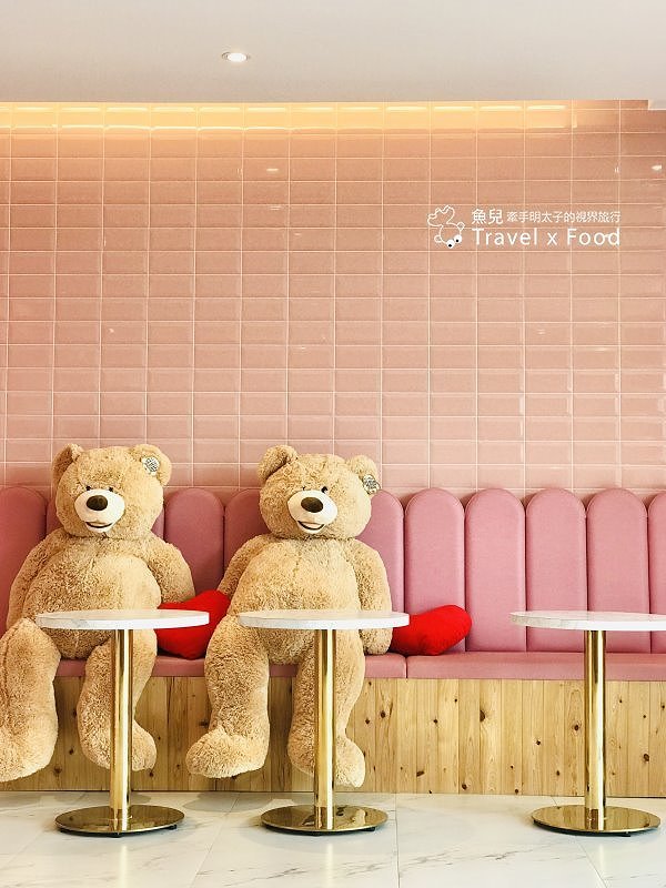 浮誇粉嫩版～兔子迷宮礁溪浴場｜午茶喔伊係，網美集散地，拍好拍滿真有趣 @魚兒 x 牽手明太子的「視」界旅行