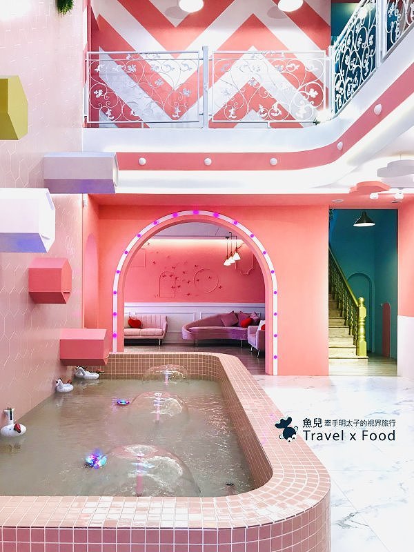 浮誇粉嫩版～兔子迷宮礁溪浴場｜午茶喔伊係，網美集散地，拍好拍滿真有趣 @魚兒 x 牽手明太子的「視」界旅行