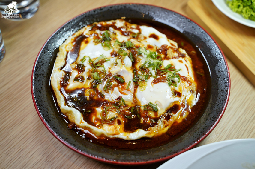 南部首間 時時香RICE BAR,新潮創意中式料理、聚餐推薦|高雄夢時代店 - 跟著尼力吃喝玩樂&親子生活