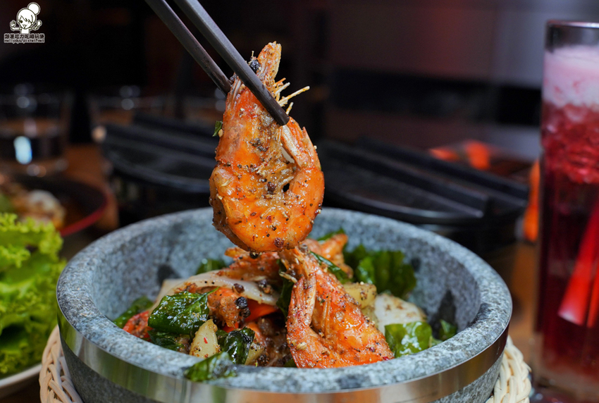 南部首間 時時香RICE BAR,新潮創意中式料理、聚餐推薦|高雄夢時代店 - 跟著尼力吃喝玩樂&親子生活