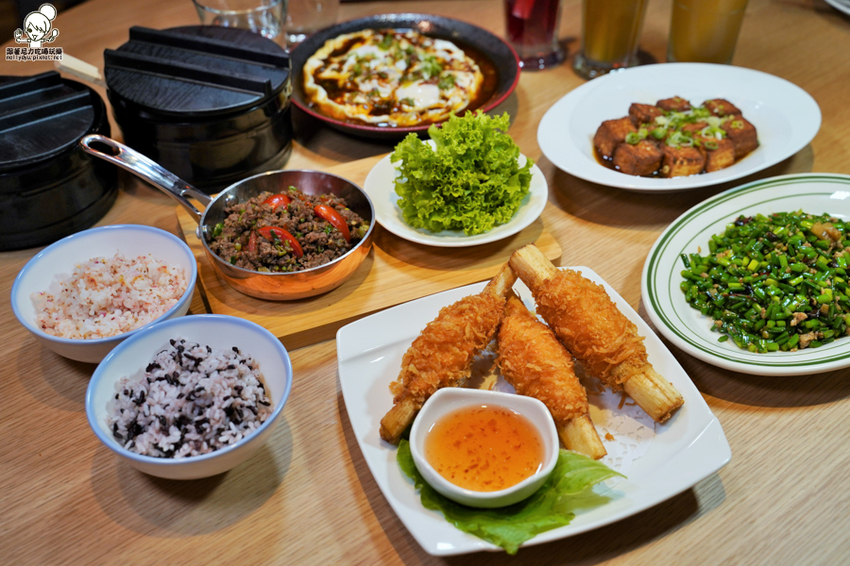 南部首間 時時香RICE BAR,新潮創意中式料理、聚餐推薦|高雄夢時代店 - 跟著尼力吃喝玩樂&親子生活