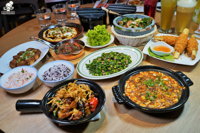 南部首間 時時香RICE BAR,新潮創意中式料理、聚餐推薦|高雄夢時代店 - 跟著尼力吃喝玩樂&親子生活