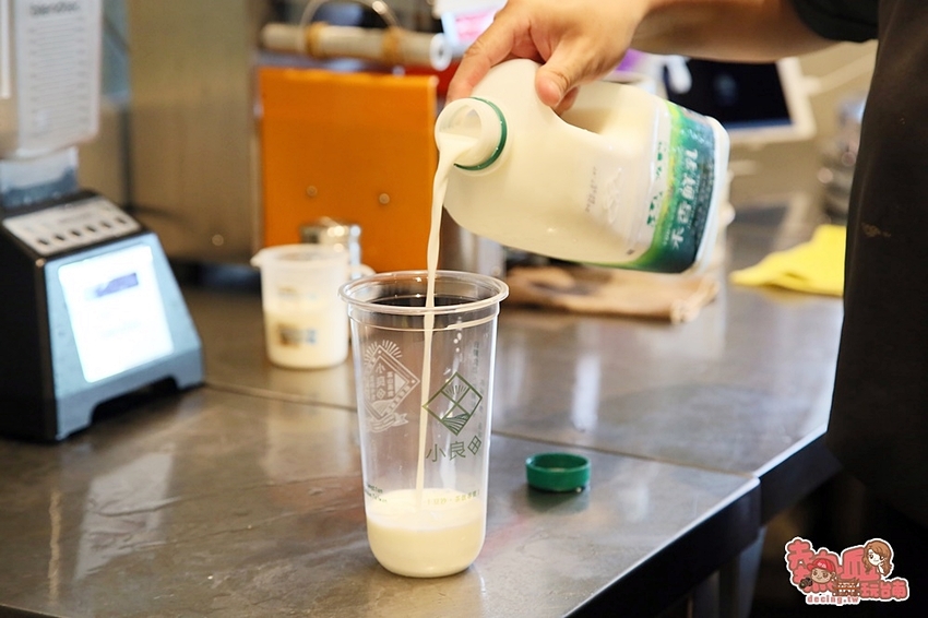 【台南飲料】芒果界的五月天！竟然在這一杯就能一次喝到：小良田·飲品店 - 熱血玩台南。跳躍新世界