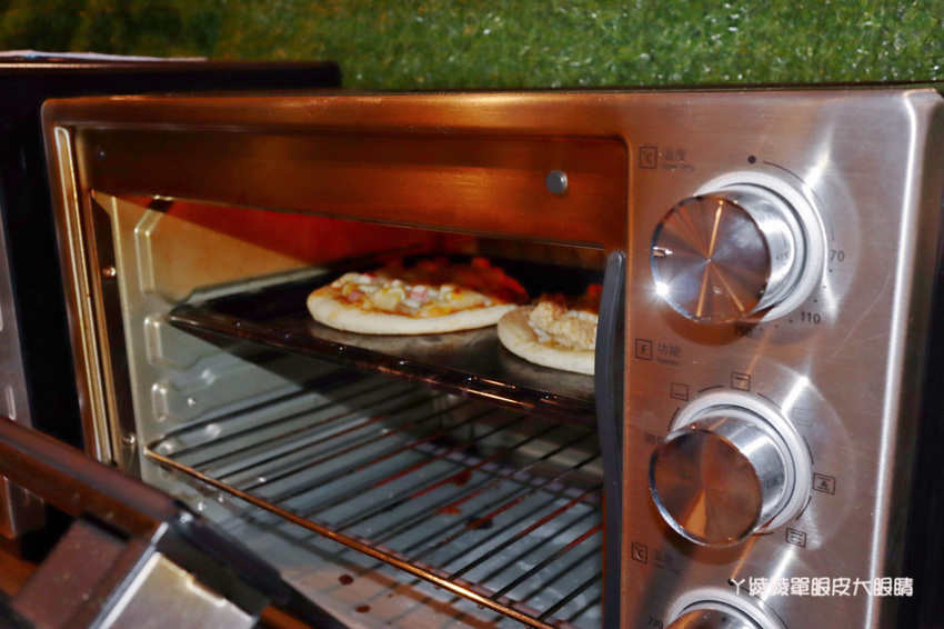 柴米油鹽樸食趣新竹巨城快閃店!米粉也能跟手工披薩結合,必吃福源花生麻糬披薩、鹽酥雞披薩