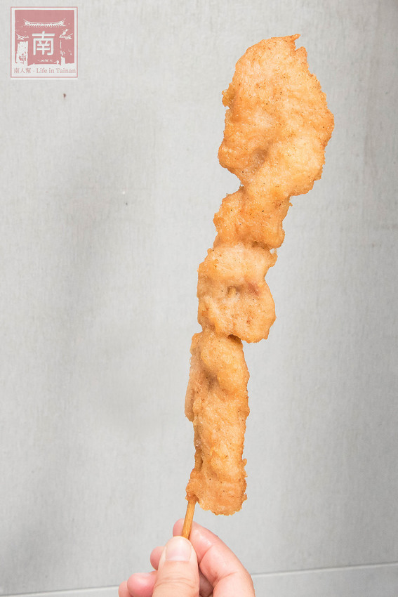 【台南美食】台南人氣美食串炸｜台南本土新鮮溫體雞肉｜來自日本京都神秘炸粉｜涼了都好吃~~京都輔炸雞 - 南人幫