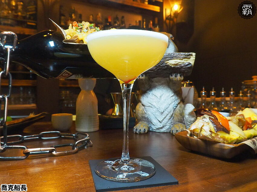 超隱密主題酒吧!Captain Joker 喬克船長,老茶酒配一夜干料理,還得找對方式才能進入~