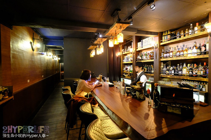 CaptainJoker,台中喝酒推薦,台中好吃酒吧,台中酒吧推薦,喬克船長 @強生與小吠的Hyper人蔘~