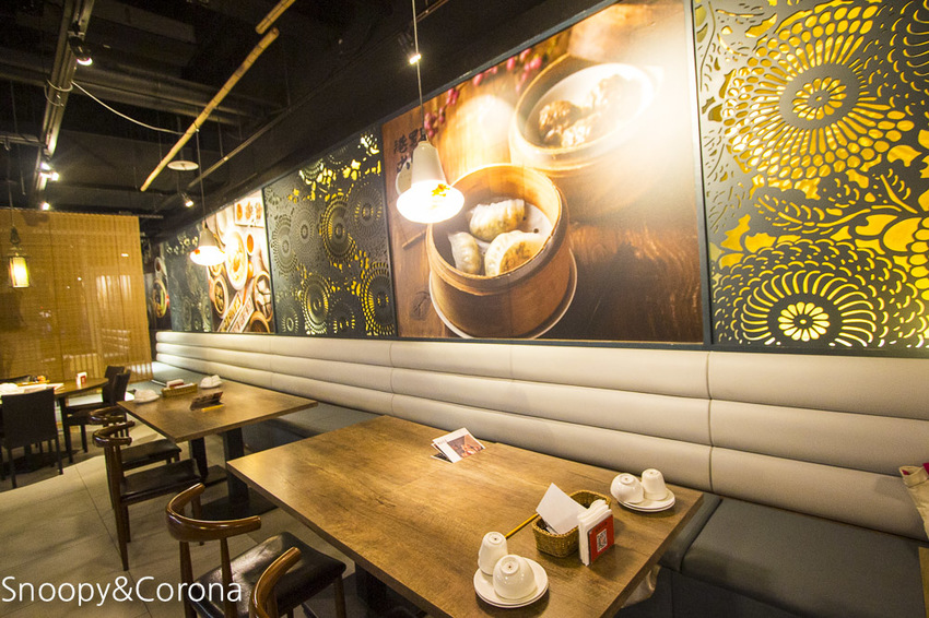 【台北美食】三創美食｜台北港式飲茶｜港點大師～季節限定鮮蒸大閘蟹、川味帶勁小龍蝦粉絲煲