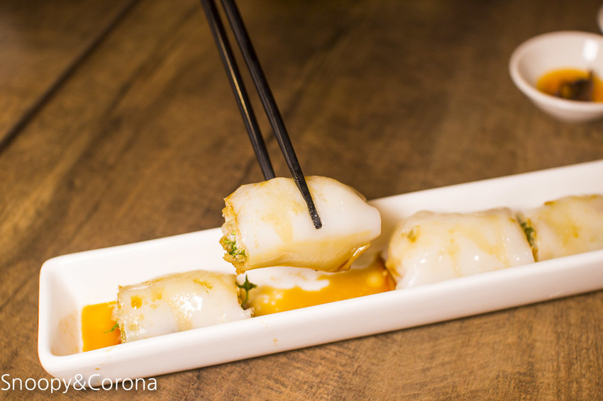 【台北美食】三創美食｜台北港式飲茶｜港點大師～季節限定鮮蒸大閘蟹、川味帶勁小龍蝦粉絲煲