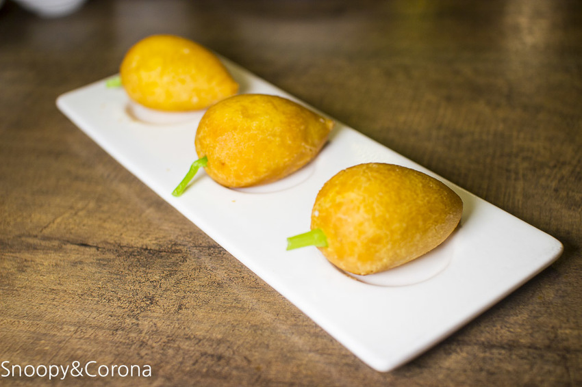 【台北美食】三創美食｜台北港式飲茶｜港點大師～季節限定鮮蒸大閘蟹、川味帶勁小龍蝦粉絲煲