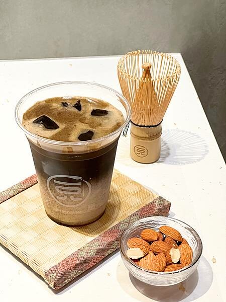 2025夏季新品:一〇八抹茶茶廊濃厚系抹茶/焙茶霜淇淋!焙茶