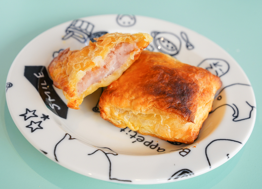 [高雄三民美食]原味輕食早餐-超爆餡~芋泥蛋餅x芋泥法國吐司!巷弄隱藏版手作三明治早午餐 - 美食好芃友