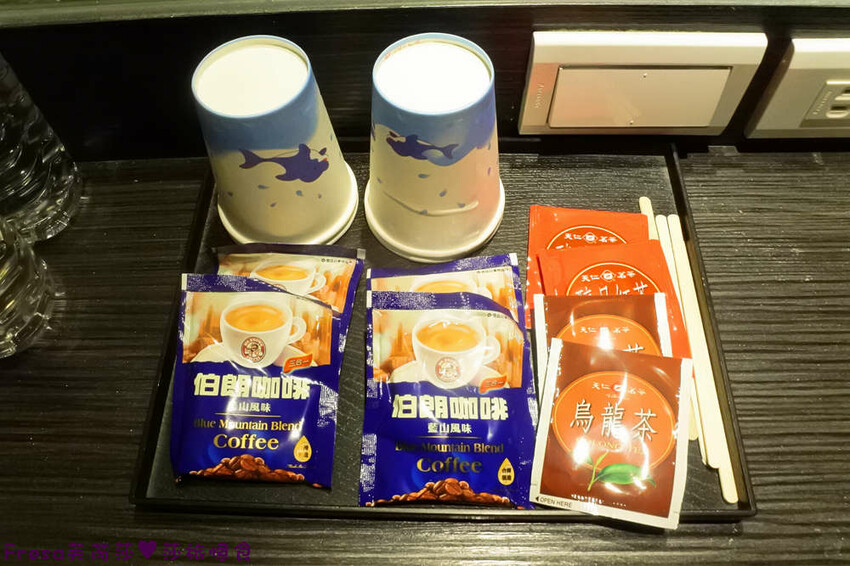 新北飯店【金色年代旅店】府中捷運站板橋後站商圈.高樓層遠眺市景.寬敞房型附早餐│府中商圈│板橋飯店 - Fresa芙芮莎♥莎旅憶食