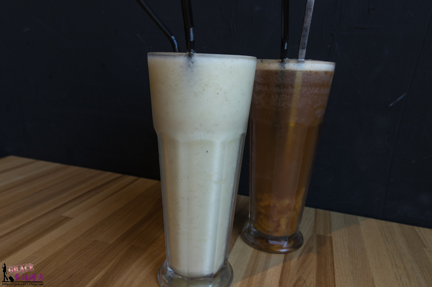 諾諾索 Non Lo So義式料理(向心店)|南屯區台中 --工業風格的用餐空間,餐點內容豐富且份量超大,海上全餐披薩有著滿滿的鮮味