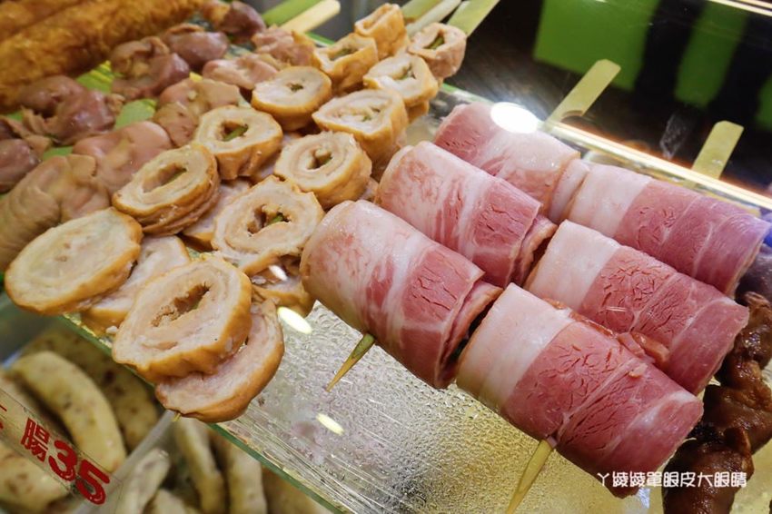 竹北鹽酥雞推薦阿力香雞排竹北文興店！整隻龍蝦包進雞排，居酒屋內用座位還有啤酒機冰淇淋機