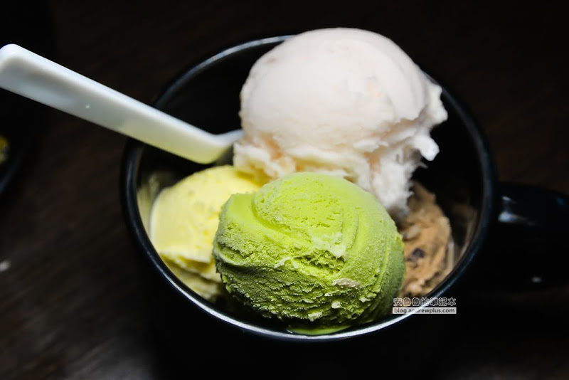 肉多多火鍋-板橋實踐店-新推出爆炒石頭火鍋湯頭,299元套餐肉肉吃得超過癮