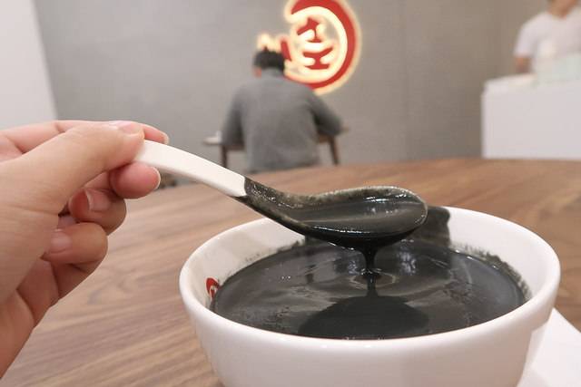 佳佳甜品台灣 /美食窩客 鮪魚的奶奶 提供