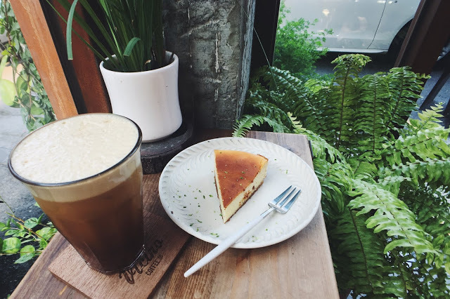 美食窩客 celine chen 推薦的「右舍咖啡」