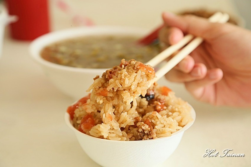 北埔阿婆油飯 /美食窩客 熱血玩台南 提供 未經許可,不得轉載 北埔阿婆油飯 /美食窩客 熱血玩台南 提供 未經許可,不得轉載