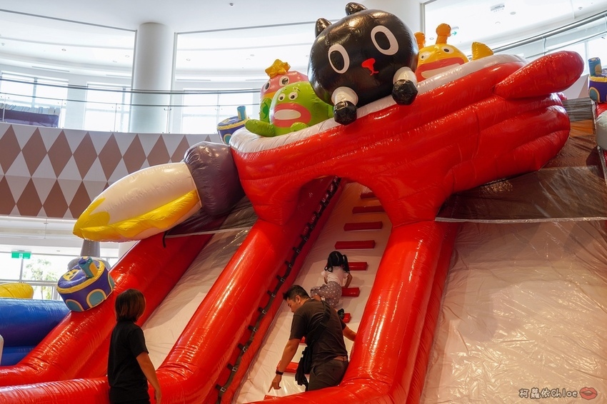 旅遊窩客 柯蘿依Chloe 推薦「Kuroro宇宙喵氣墊樂園」