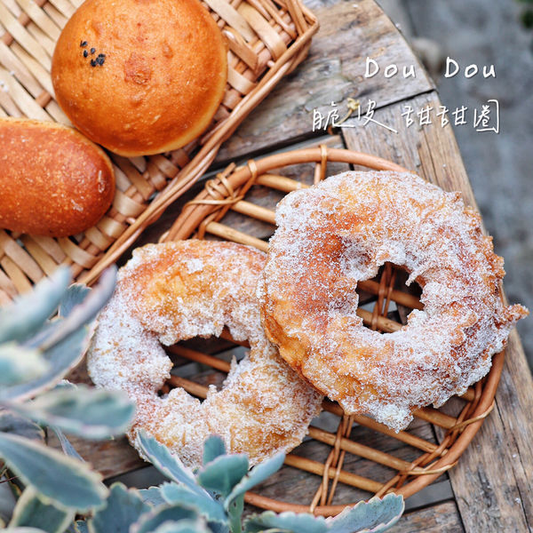 美食窩客 黛咪 推薦「脆皮 dou dou 甜甜圈」