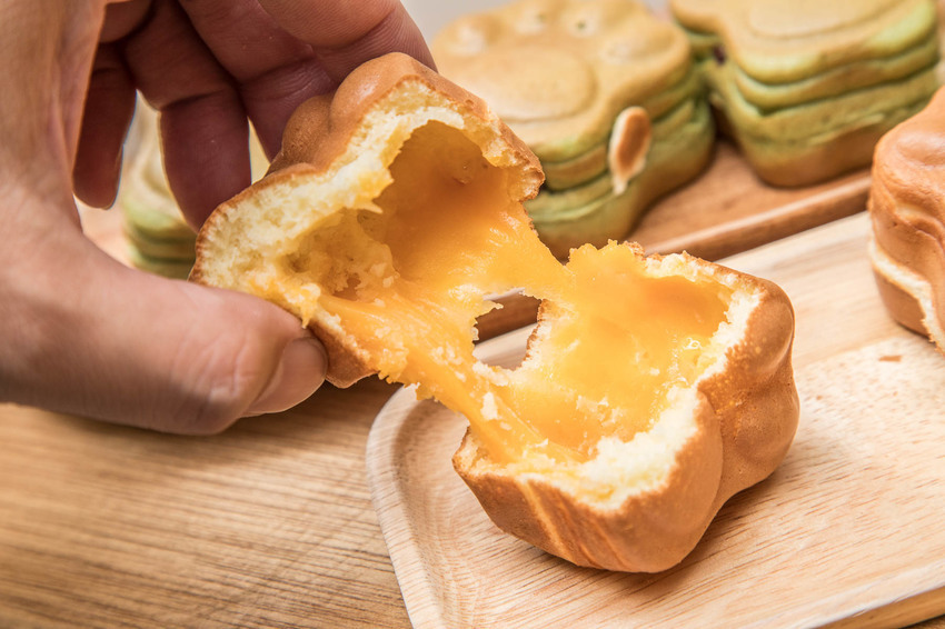 美食窩客 大手牽小手。玩樂趣 推薦「貓掌燒き通化街店」