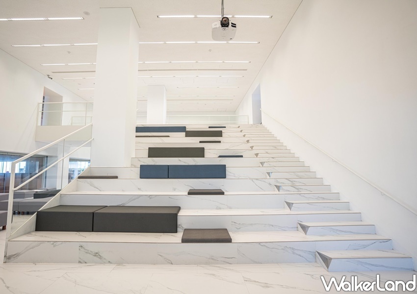 屏東景點「屏東縣立圖書館」 / WalkerLand窩客島整理提供 未經許可不可轉載 屏東景點「屏東縣立圖書館」 / WalkerLand窩客島整理提供 未經許可不可轉載
