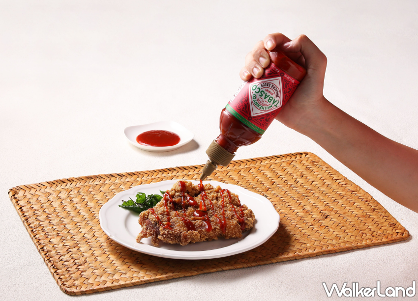 TABASCO「是拉差辣椒醬」酸甜微辣口感讓牛排、海鮮、蔬菜每一口充滿刺激的辣感和美味。 TABASCO「是拉差辣椒醬」酸甜微辣口感讓牛排、海鮮、蔬菜每一口充滿刺激的辣感和美味。