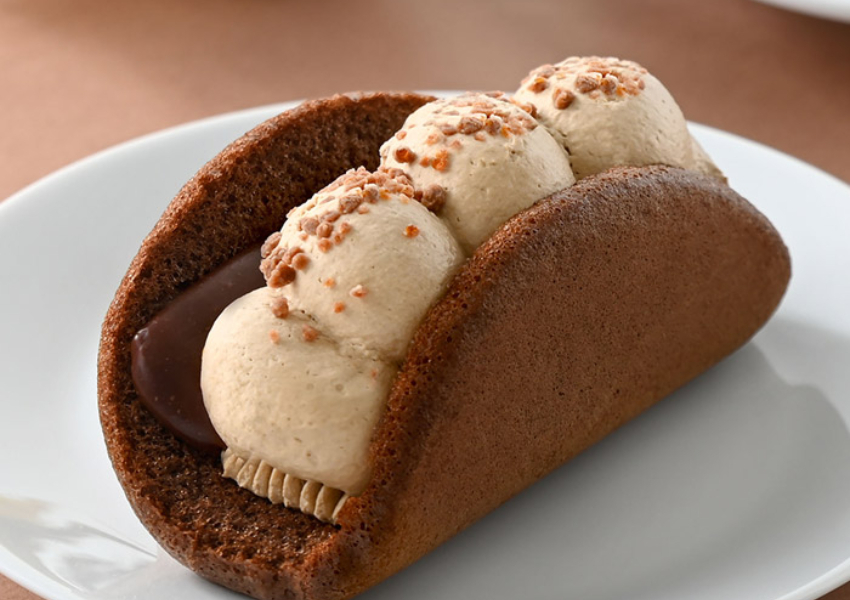 ▲日本全家 x Pierre Hermé 聯名推薦：濃厚奶油蛋糕（咖啡 & 生巧克力）¥32 / ファミリーマート提供、WalkerLand窩客島整理