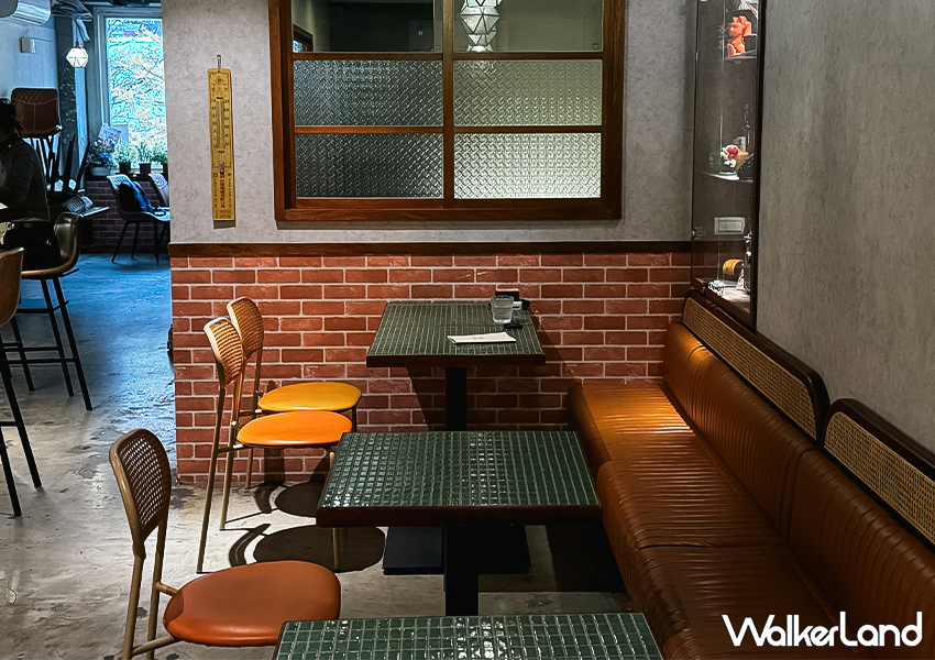 ▲西門町酒吧「冰茶專賣店」地點低調，靠近捷運西門站 / WalkerLand窩客島 蕭芷琳 拍攝