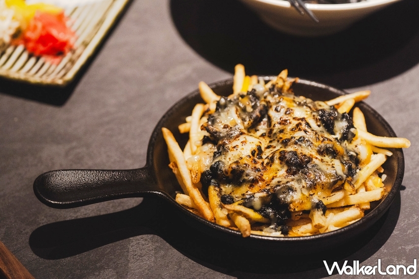 ▲inari 朱雀咖喱推出414黑色情人節！重生系咖哩一個人也值得慶祝 / inari、朱雀咖喱提供、WalkerLand窩客島整理