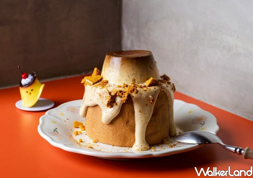 ▲ SOGO復興館快閃限定「焦糖爆擊」濃郁焦糖布丁、焦糖奶油瀑布,佐以生乳蛋糕卷與香脆手工糖碎 /SOGO 提供、WalkerLand窩客島整理 ▲ SOGO復興館快閃限定「焦糖爆擊」濃郁焦糖布丁、焦糖奶油瀑布,佐以生乳蛋糕卷與香脆手工糖碎 /SOGO 提供、WalkerLand窩客島整理