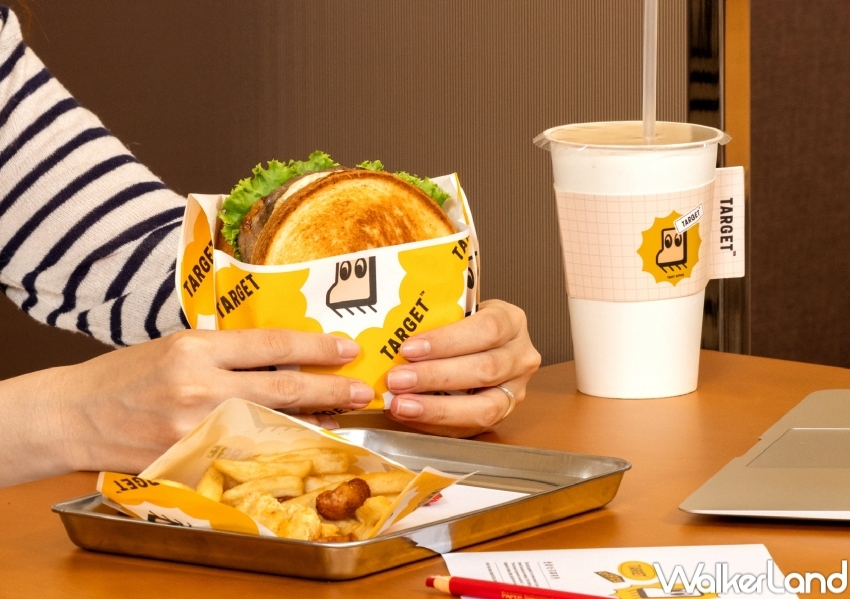 台中最潮早午餐!他給吐司事務所吐司買一送一,圓形吐司漢堡早餐開吃。