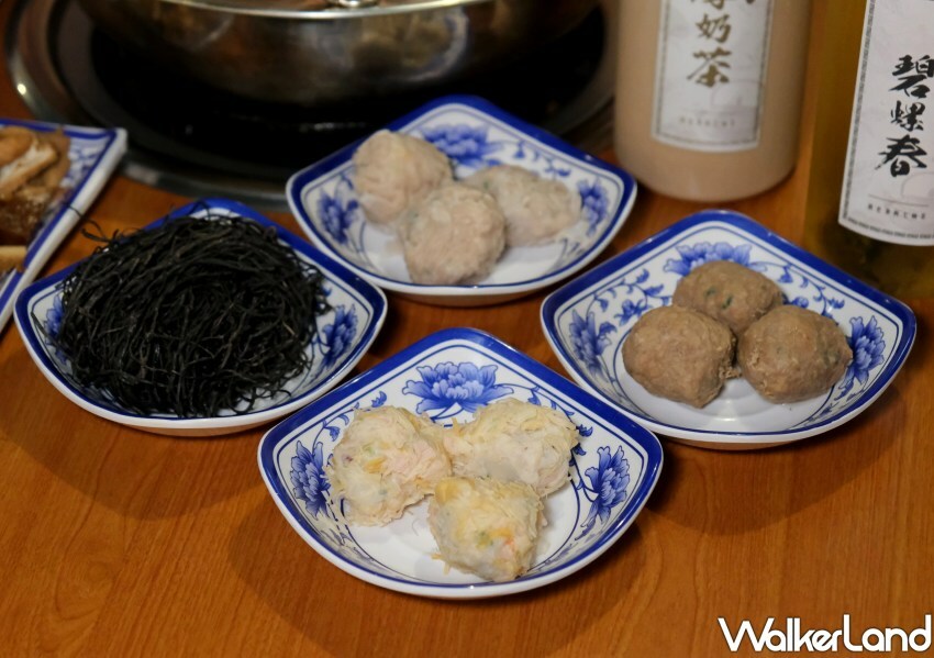 ▲店內火鍋料將全台各地人氣名店一次集結/ WalkerLand窩客島 鄭雅之 拍攝 ▲店內火鍋料將全台各地人氣名店一次集結/ WalkerLand窩客島 鄭雅之 拍攝