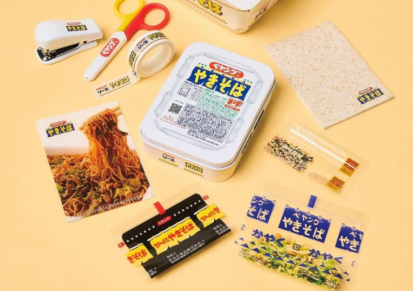日本炒麵泡麵不只有超大盛！Peyoung炒麵迷你版超Q，9款週邊只送不賣。