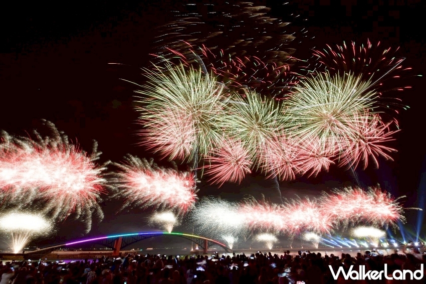 澎湖花火節與史努比聯名登場!超萌無人機煙火秀5月夢幻開炸。 澎湖花火節與史努比聯名登場!超萌無人機煙火秀5月夢幻開炸。