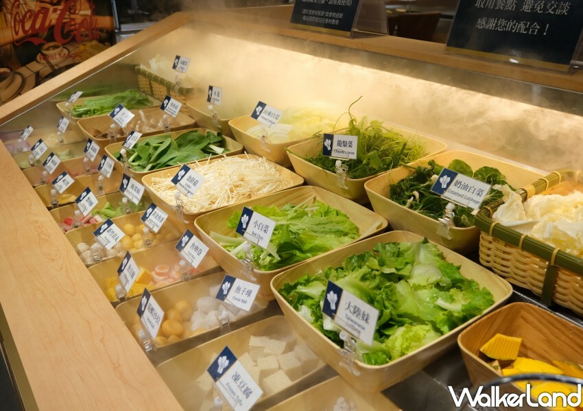 ▲火鍋吃到飽「汕頭泉成沙茶火鍋」插旗誠品生活台南 / WalkerLand窩客島 鄭雅之 拍攝