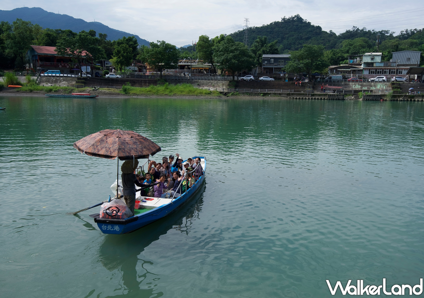 ▲新店碧潭和美山賞螢步道，為全台首創的擺渡＋賞螢生態體驗 / 新北觀旅局 提供、WalkerLand窩客島整理