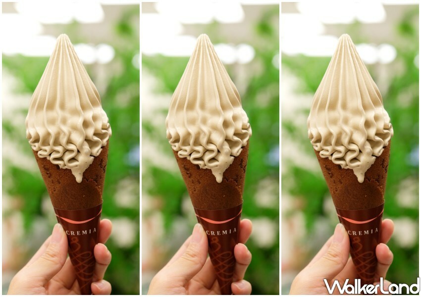 ▲CREMIA春韻焙茶冰淇淋搭配巧克力餅杯，苦甜交融 / WalkerLand窩客島 鄭雅之 拍攝