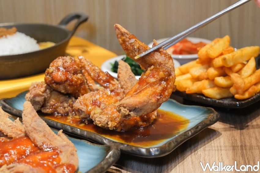 ▲北村豆腐家新品蜂蜜蒜味明洞韓式炸雞 / WalkerLand窩客島 張人尹 拍攝