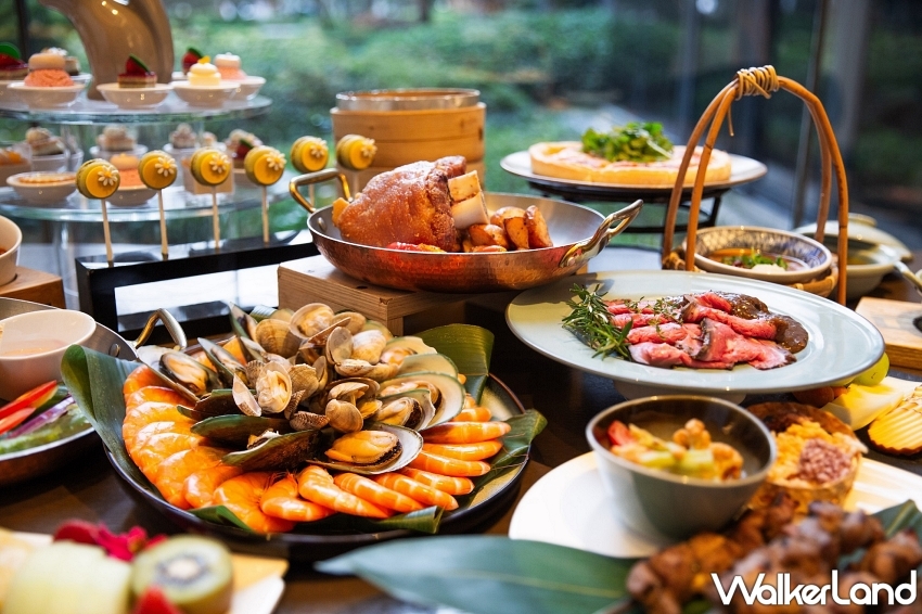 吃到飽千元有找！台北萬豪下午茶六大餐檯50道料理，899元吃到飽。