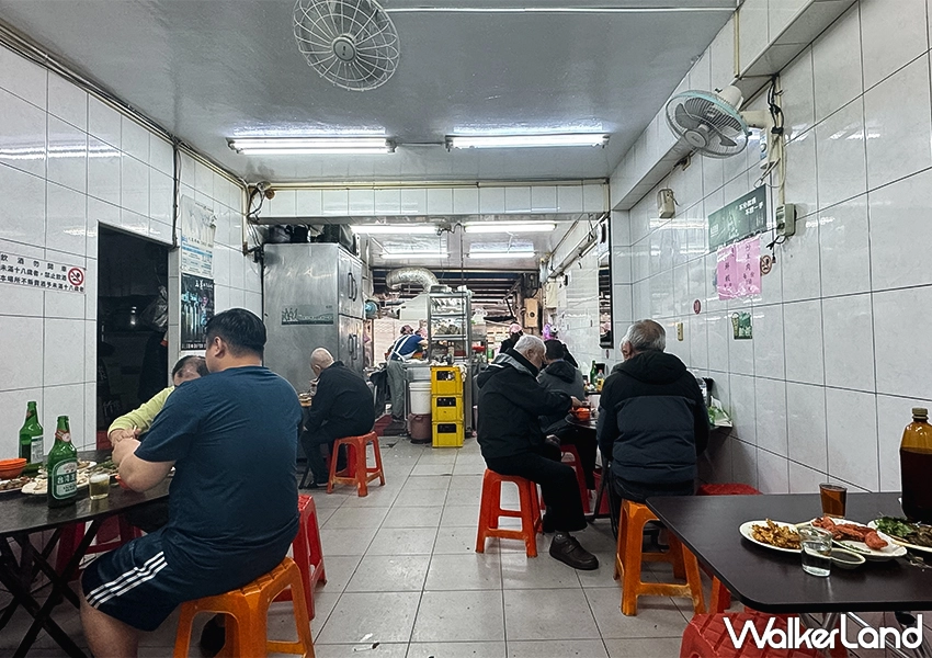 基隆必吃海鮮熱炒店!三姐妹餐飲店 營業到凌晨,菜單平價、基隆人超推。
