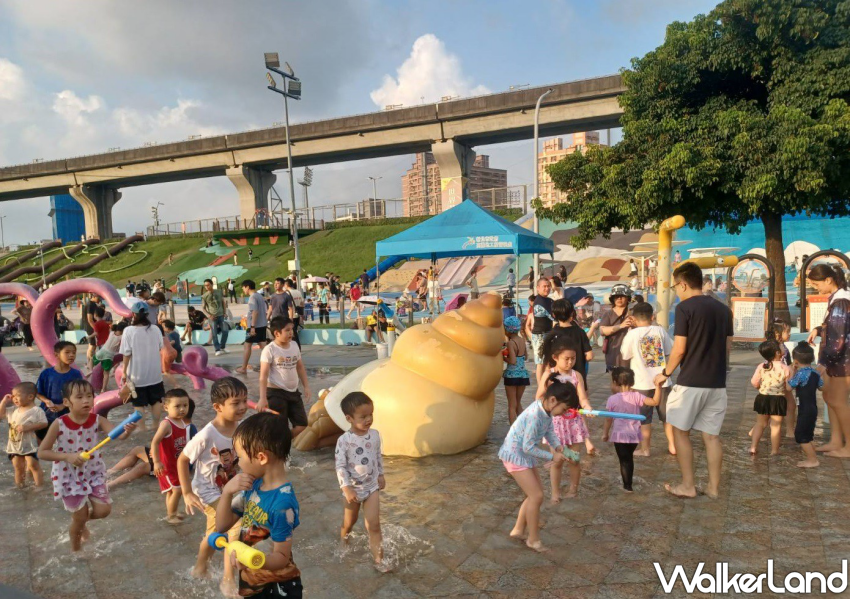 ▲三重海世界水樂園是小朋友放電人氣景點 / 新北高灘處 提供、WalkerLand窩客島整理